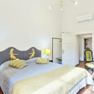 Tucano Apartment